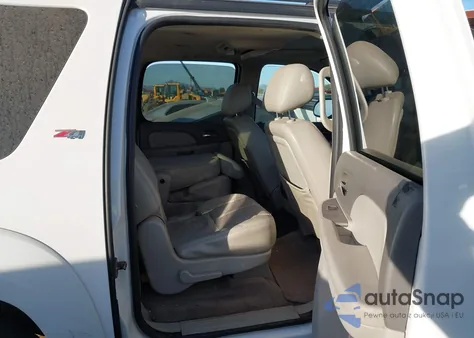 2011 Chevrolet Suburban 1500 Lt1 from USA, damaged, VIN 1GNSKJE33BR243531